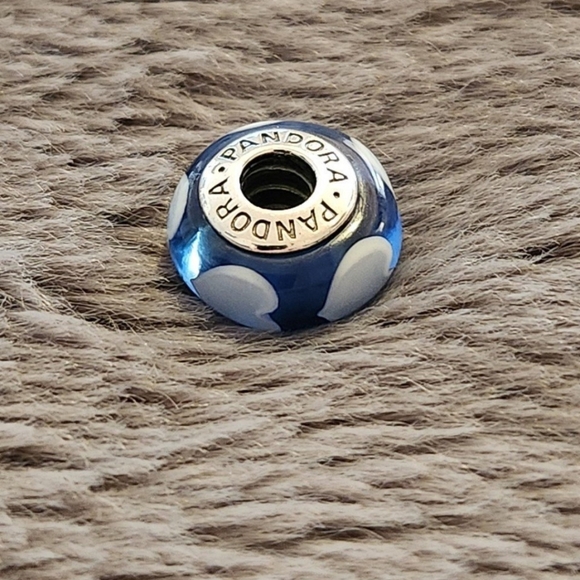 NEW Authentic Pandora Charm. Bundle to save on shipping costs! Please check ou - Picture 2 of 3